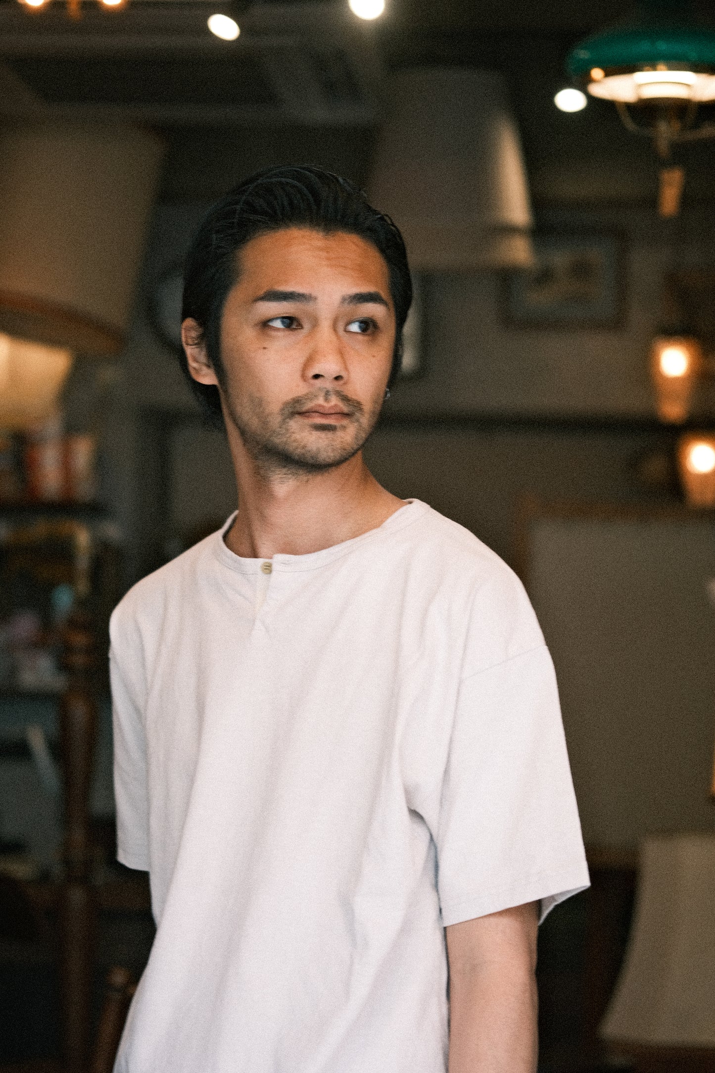 DARU HENRY NECK S/S T - ECRU