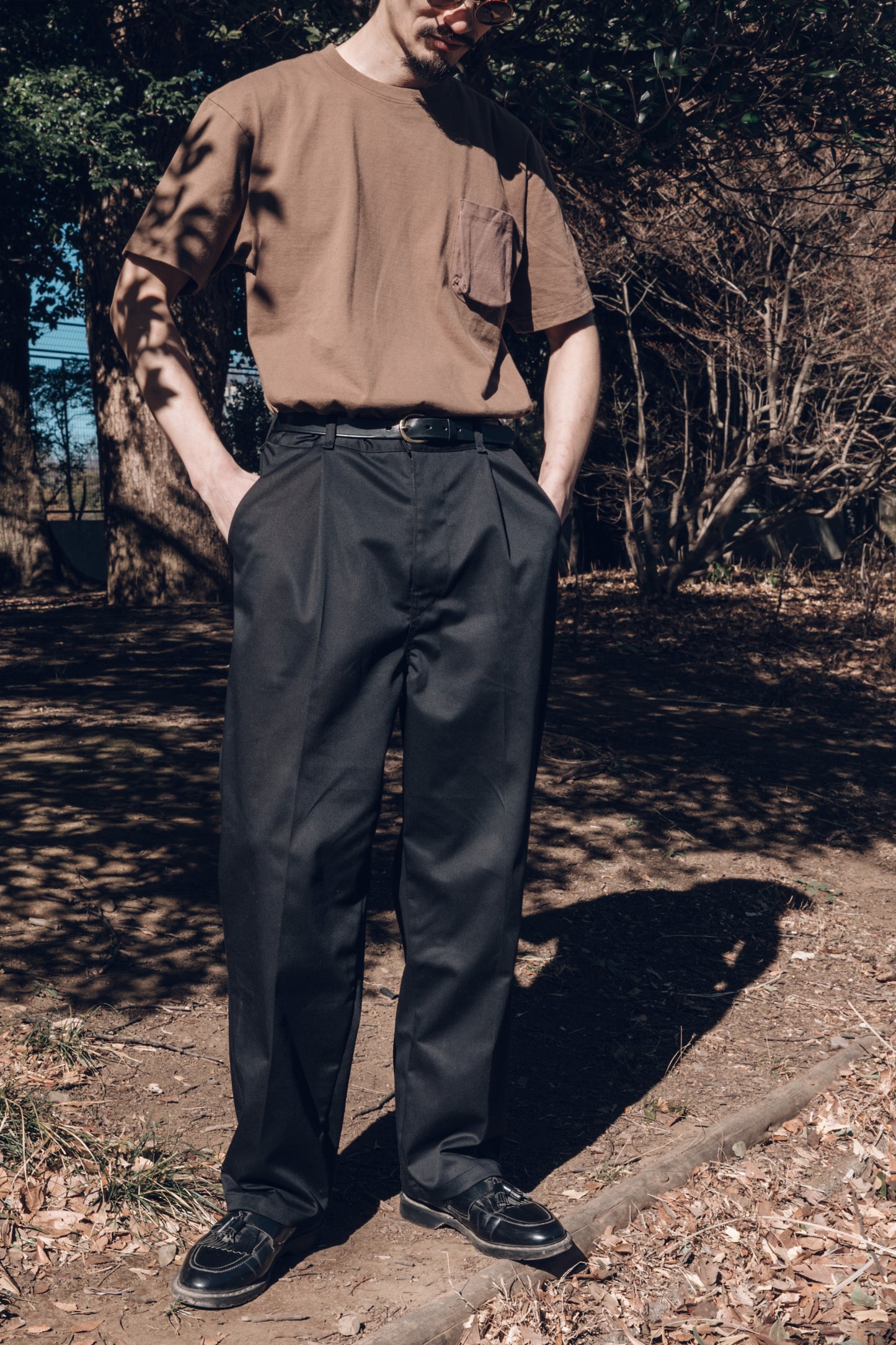 BASIC POCKET T - FADE BROWN