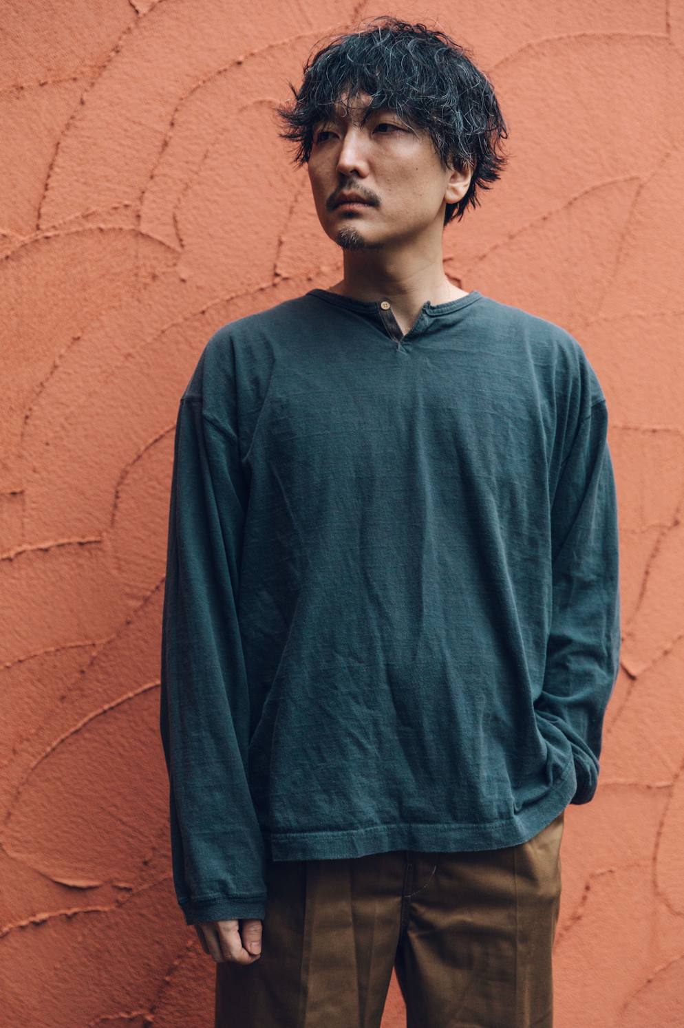 DARU HENRY NECK L/S T - C.GRAY – SOURCE DARU HENRY NECK L/S T - C.GRAY – SOURCE