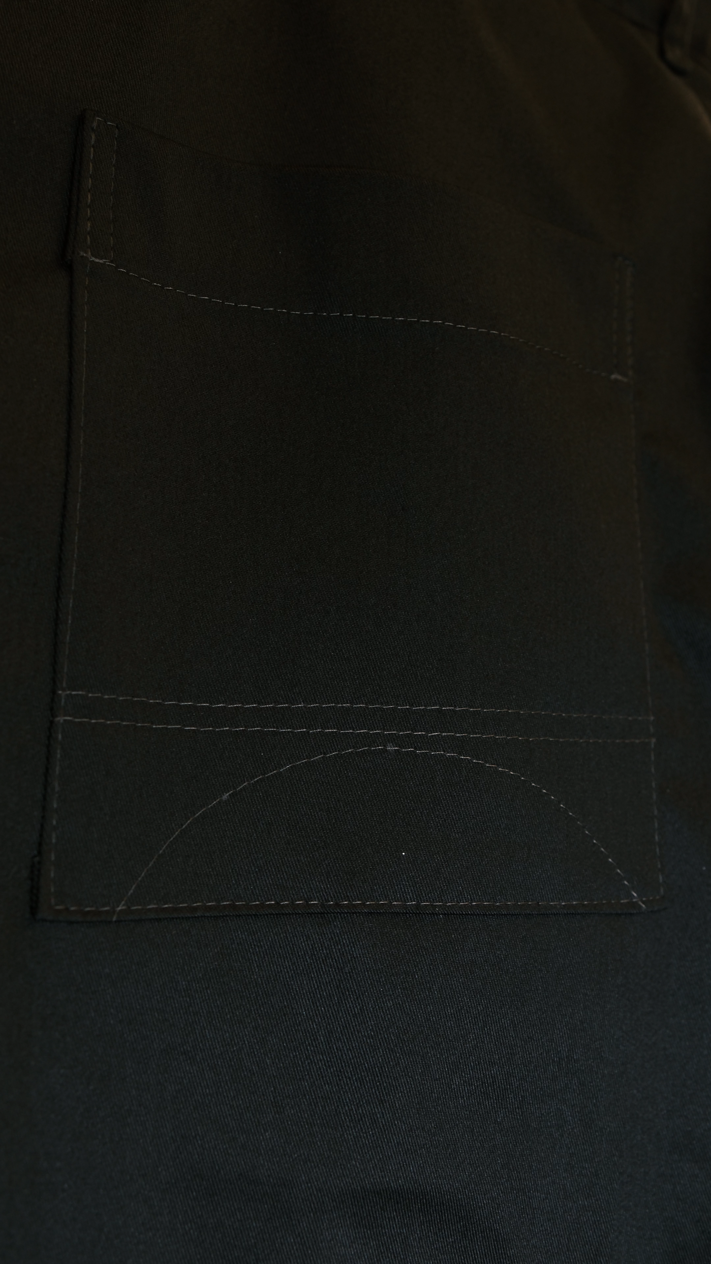 BASIC 1 TUCK PANTS-BLACK