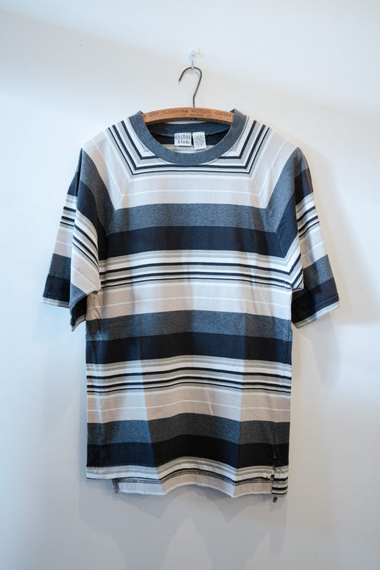 90's   Border Tshirt
