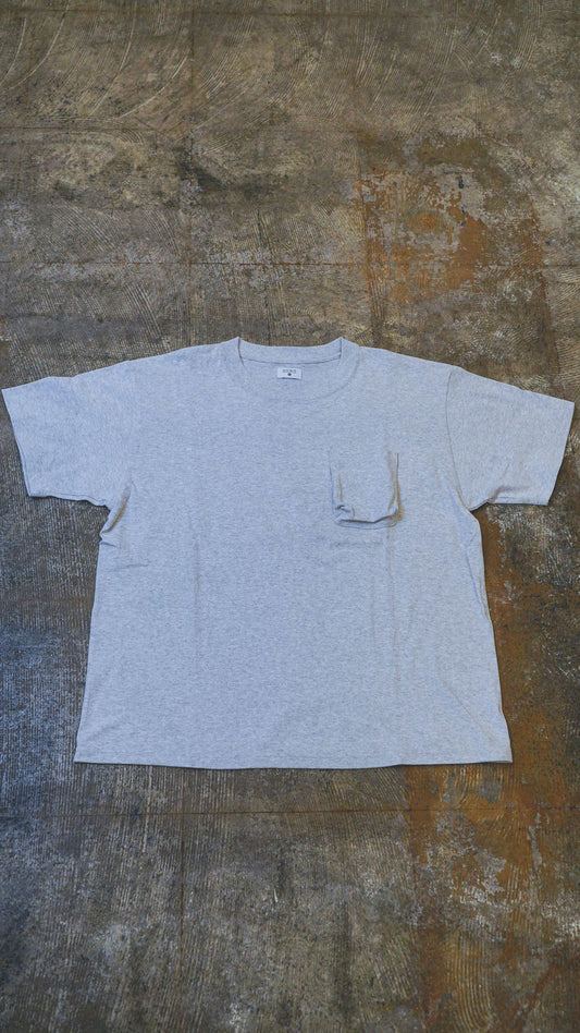 BASIC POCKET T - GRAY